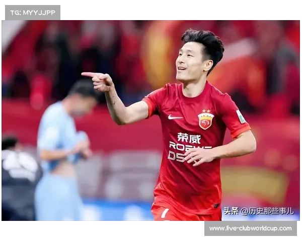 武磊替补闪光一传一射助上海海港大胜成都蓉城四球晋级之路明朗 武磊替补闪光一传一射助上海海港大胜成都蓉城四球晋级之路明朗